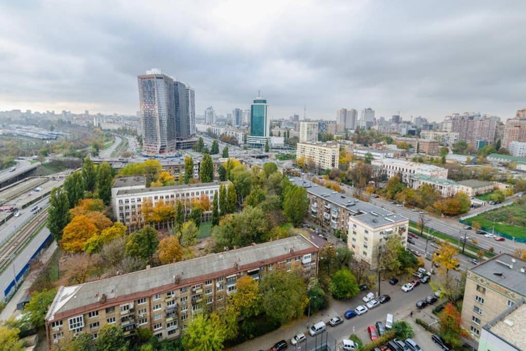 Vip - Smart Kyiv Exterior photo